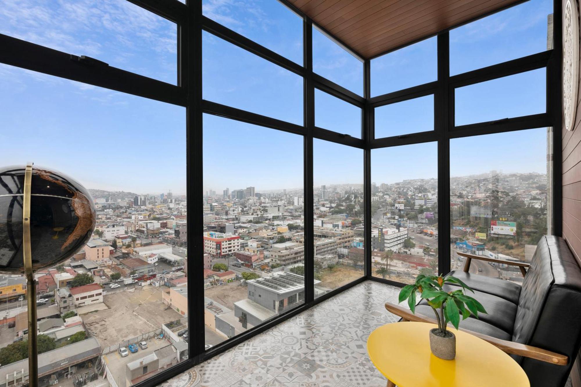 Downtown Apartment With Balcony City View, Gym & Lounge Tijuana Extérieur photo